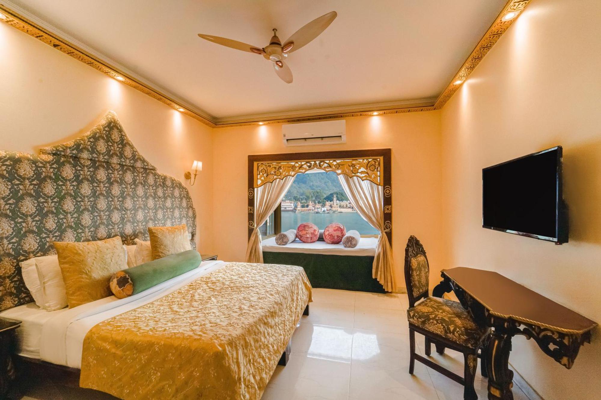 The Neeraj Ganga Heritage Palace Rishikesh Luaran gambar