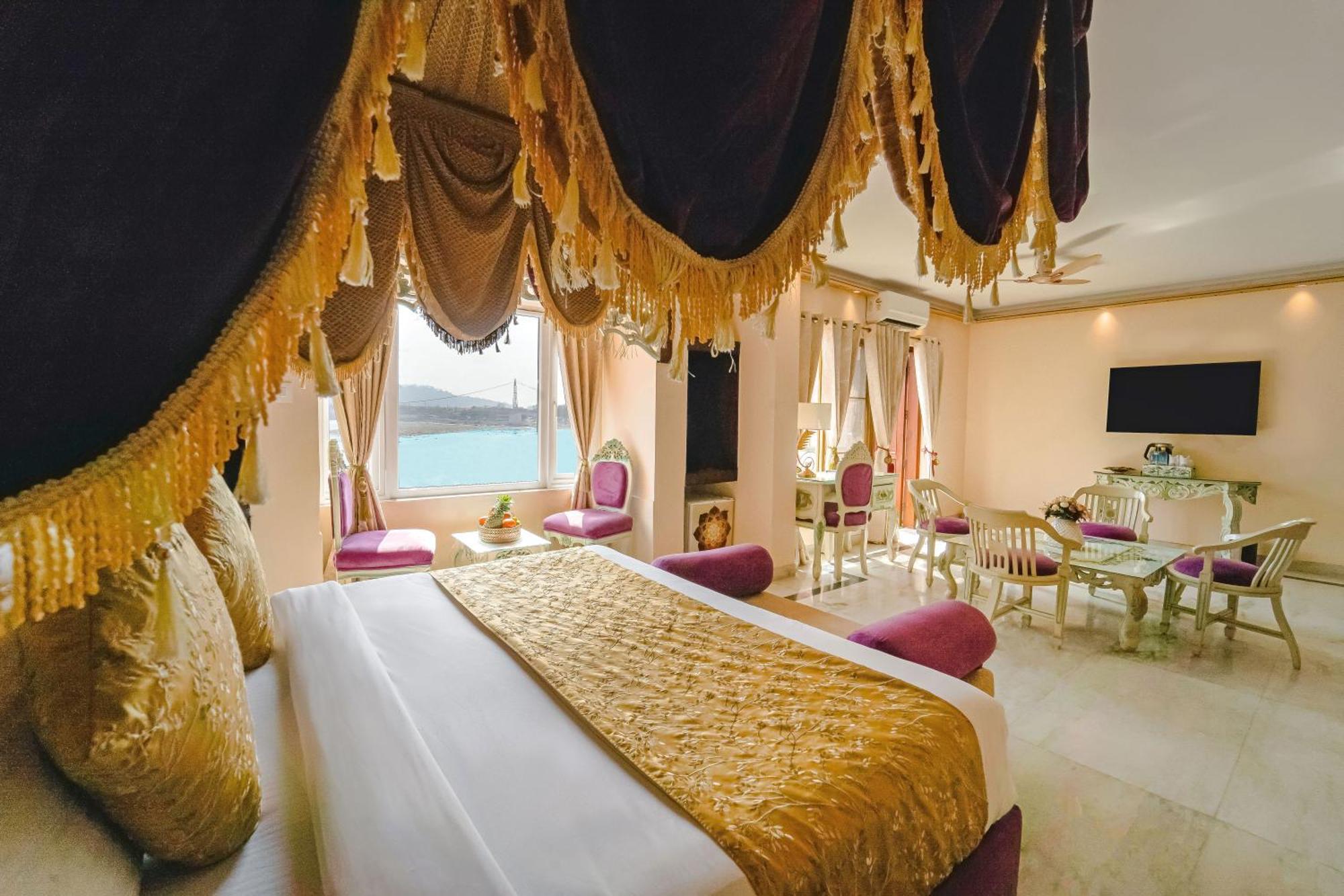 The Neeraj Ganga Heritage Palace Rishikesh Luaran gambar